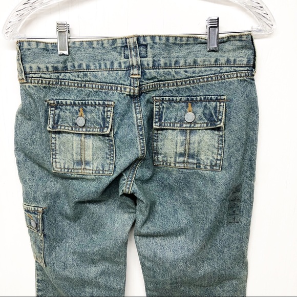 Abercrombie & Fitch Vintage Blast Cropped Jeans - Picture 8 of 8